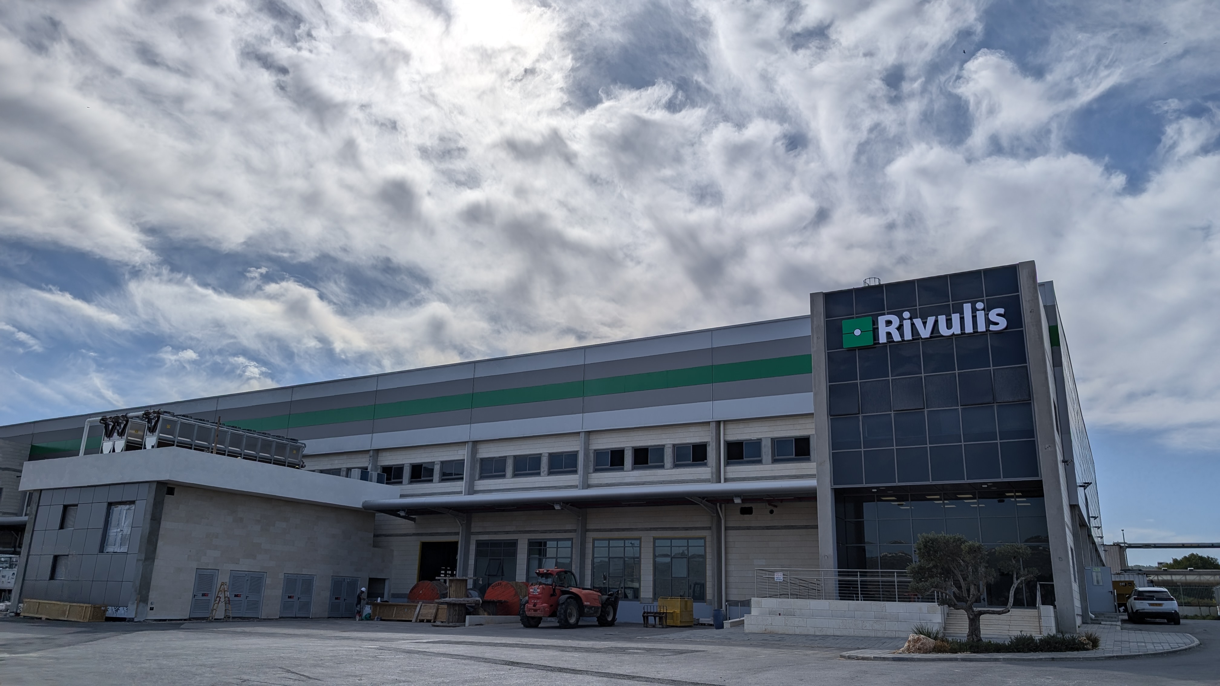 %D7%A8%D7%99%D7%95%D7%95%D7%9C%D7%99%D7%A1-%D7%94%D7%9E%D7%A4%D7%A2%D7%9C-%D7%94%D7%97%D7%93%D7%A9-%D7%91%D7%A6%D7%99%D7%A4%D7%95%D7%A8%D7%99%D7%AA